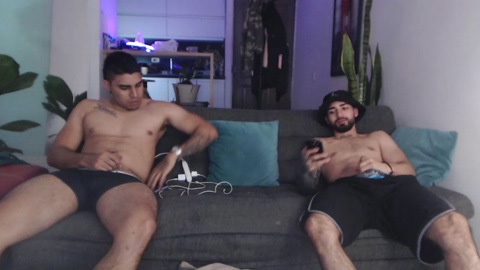 fratguysonline  31-08-2022